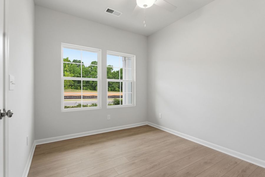 Spacious, unfurnished interior of a new home in Piper Creek, Newton (Image 16). Spacious, unfurnished interior of a new home in Piper Creek, Newton (Image 16).