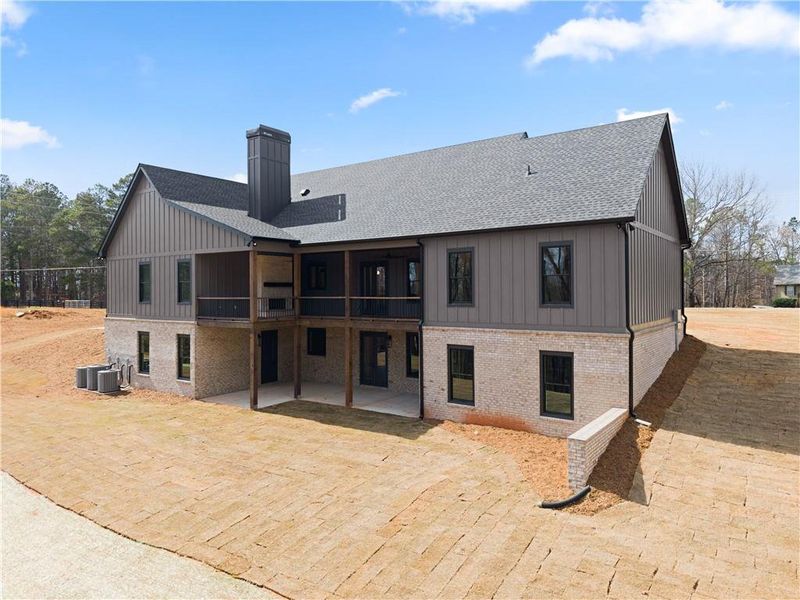 Exterior details and patio area of a home in , Gainesville (Image 31).
