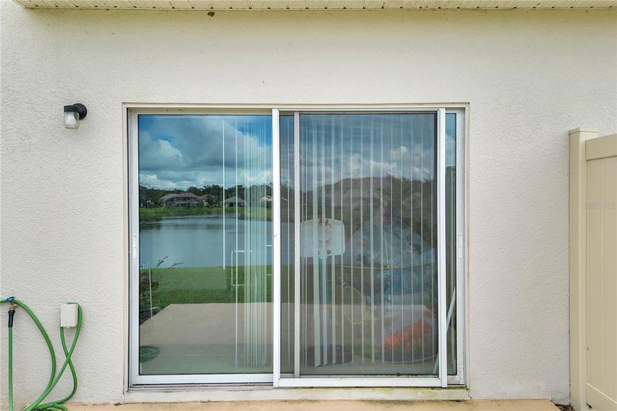 Exterior details and patio area of a home in , Kissimmee (Image 19).