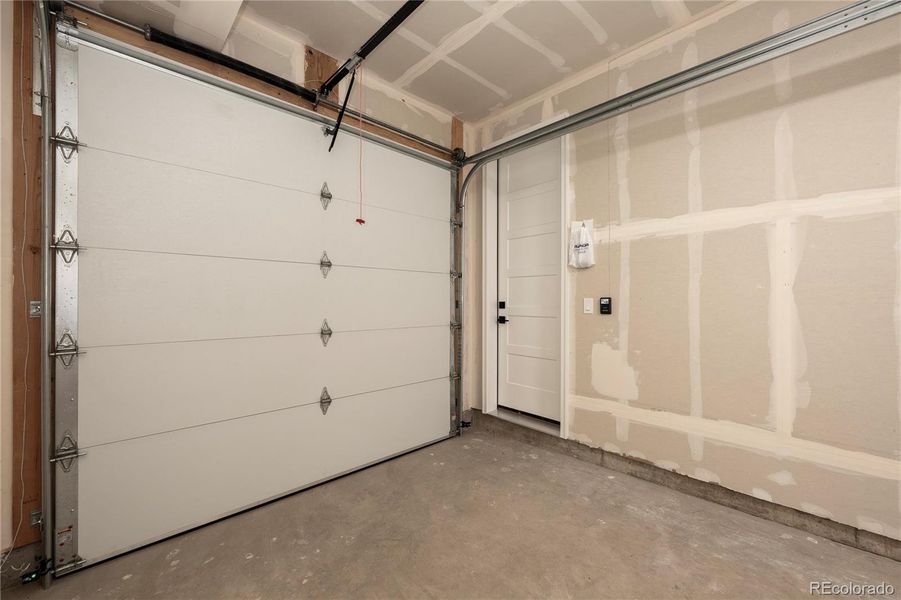 Spacious, unfurnished interior of a new home in , Winter Park (Image 22). Spacious, unfurnished interior of a new home in , Winter Park (Image 22).