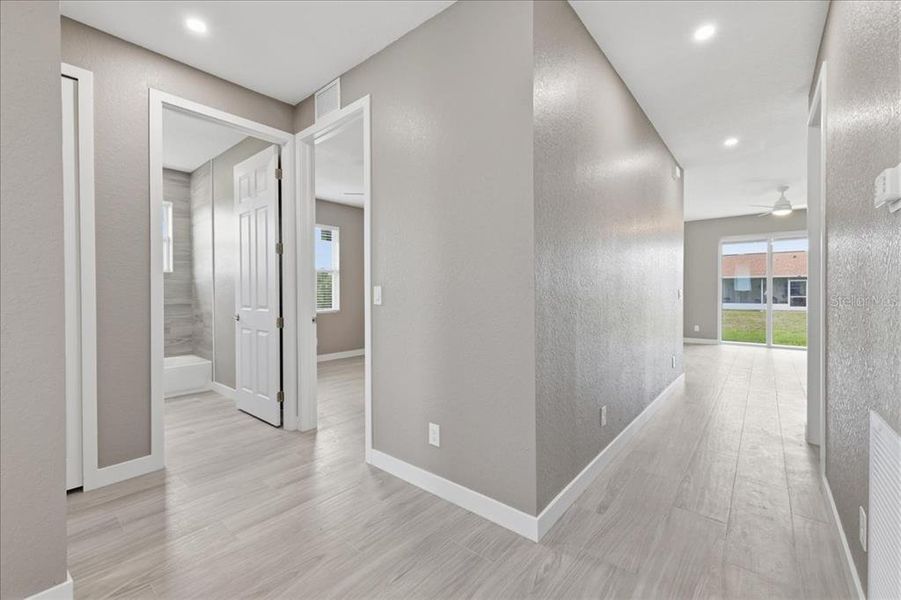 Spacious, unfurnished interior of a new home in , North Port (Image 20).