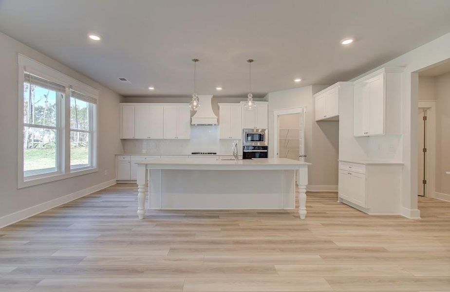 Furnished interior view inside a new home in Saddleridge, Senoia (Image 6). Furnished interior view inside a new home in Saddleridge, Senoia (Image 6).
