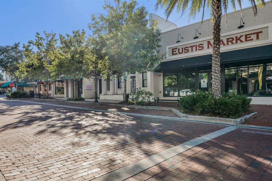 Front exterior of a new home in Groves at Grand Island, Grand Island, FL, highlighting curb appeal (Image 1). Front exterior of a new home in Groves at Grand Island, Grand Island, FL, highlighting curb appeal (Image 1).