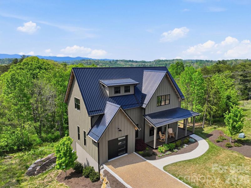 Front of property & adjoining 16 acre conservancy land