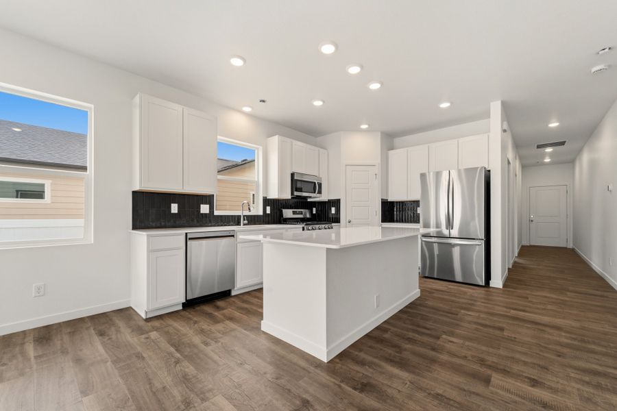 507 85th Ave. Ct.: Kitchen