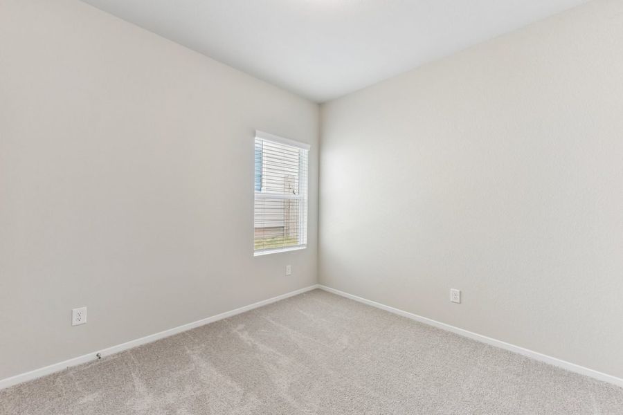 Spacious, unfurnished interior of a new home in Edgebrooke, Pflugerville (Image 16).
