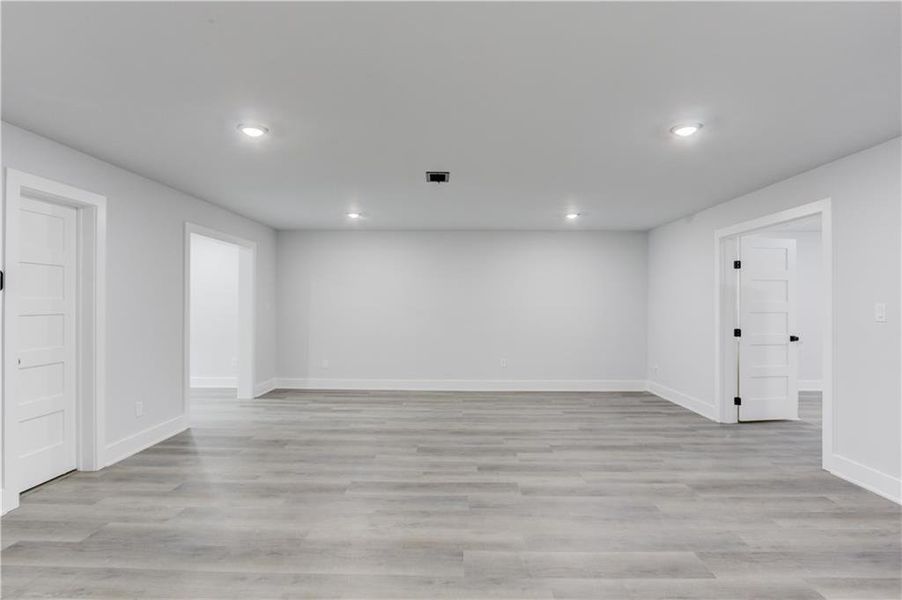 Spacious, unfurnished interior of a new home in , Atlanta (Image 71). Spacious, unfurnished interior of a new home in , Atlanta (Image 71).