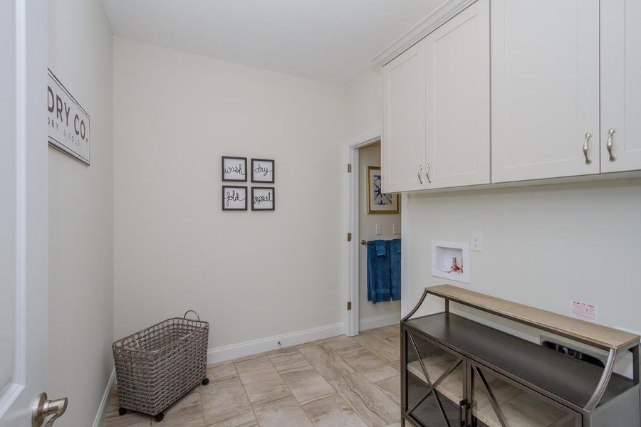 2045 Sinclair Drive Grovetown-large-025-024-Laundry Room-1500x1000-72dpi