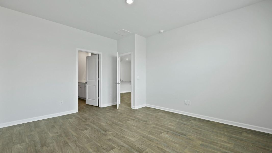 Spacious, unfurnished interior of a new home in , Moncks Corner (Image 20).