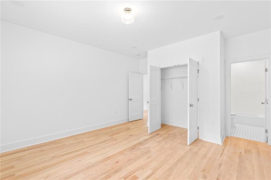Spacious, unfurnished interior of a new home in , Atlanta (Image 31). Spacious, unfurnished interior of a new home in , Atlanta (Image 31).