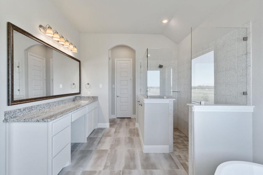 Primary Bathroom | Concept 2915 at The Meadows in Gunter, TX by Landsea Homes