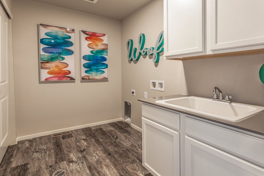 Representative furnished interior of a home built from the Rowling by Hartford Homes in Trailside, Timnath (Image 40).