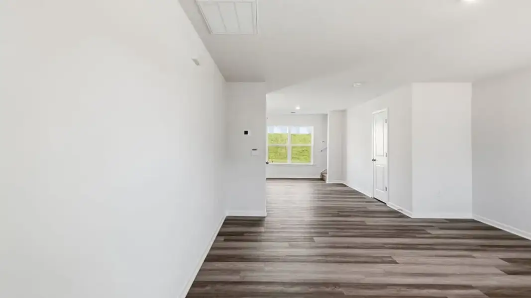Spacious, unfurnished interior of a new home in Russell Place, Spartanburg (Image 16).