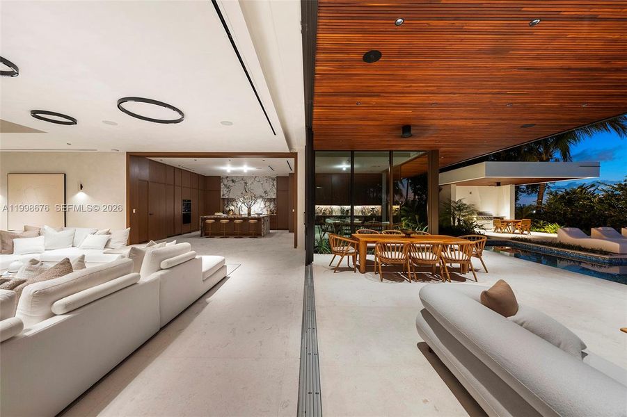 Community amenities in , Bay Harbor Islands (Image 59).