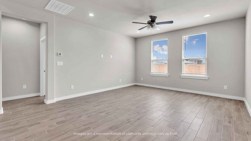 Spacious, unfurnished interior of a new home in Homestead at Parks Bell Ranch, Odessa (Image 19).