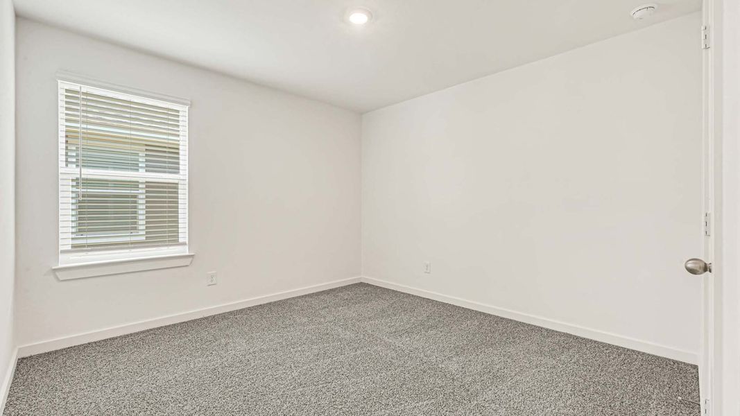 Representative unfurnished interior of a home built from the Cali by D.R. Horton in Holly Ridge, Rosenberg (Image 30).