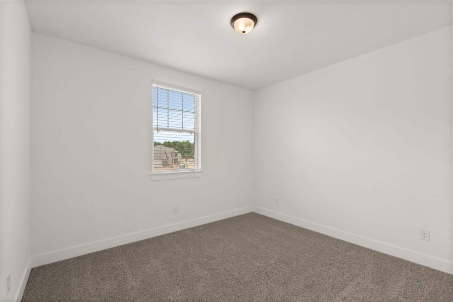 Spacious, unfurnished interior of a new home in The Trails, New Caney (Image 28).