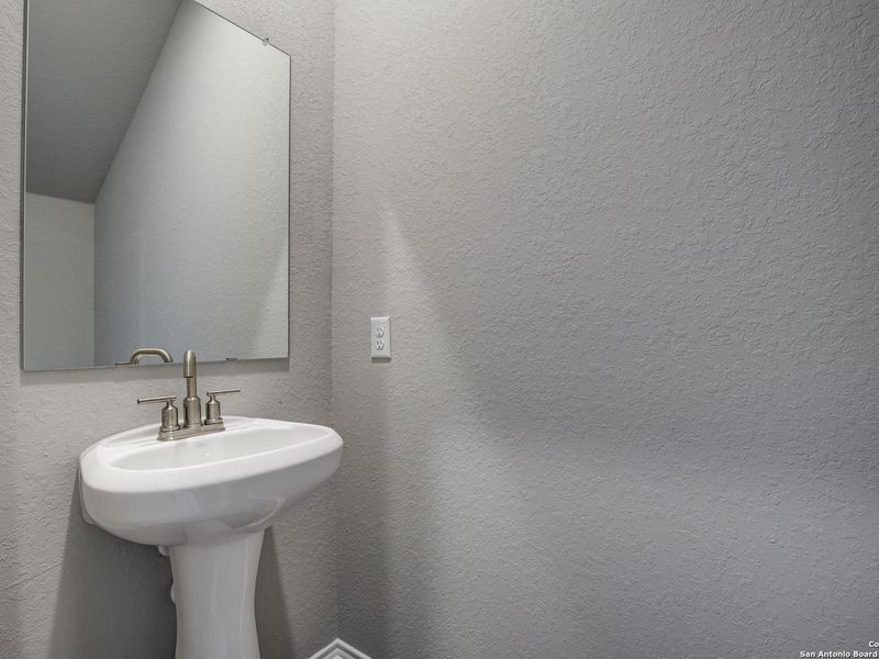 Image 32 of a home in Applewhite Meadows.