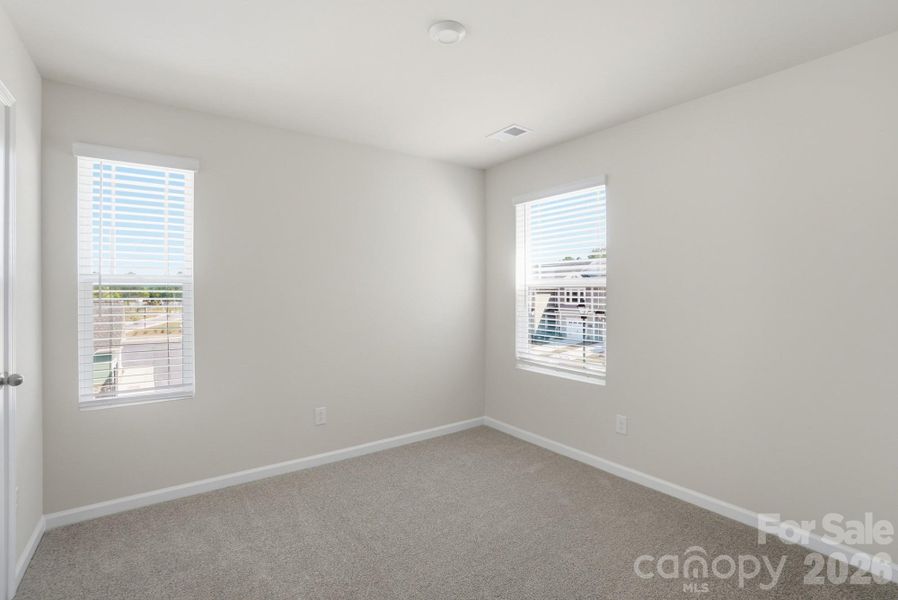 Spacious, unfurnished interior of a new home in Arbor Chase, Clover (Image 20).