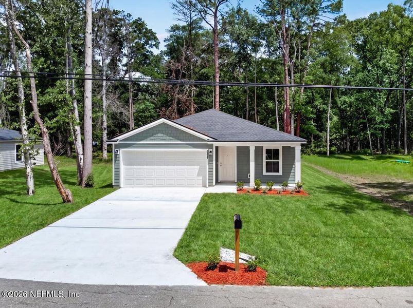 Front exterior of a new home in , Jacksonville, FL, highlighting curb appeal (Image 28).