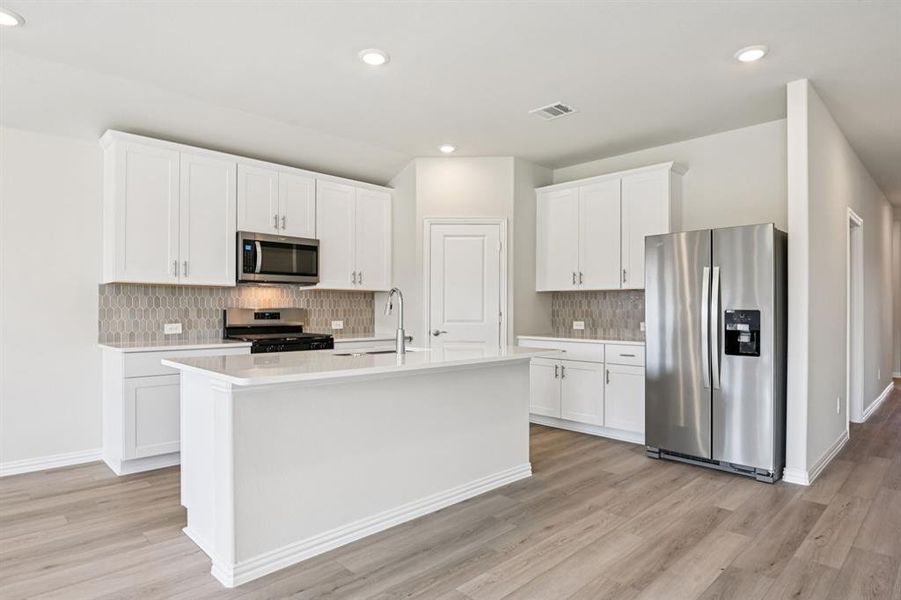 Photo is not of the actual home, but is an inspirational photo of builder’s model home and may depict options, furnishings, and/or decorator features that are not included.