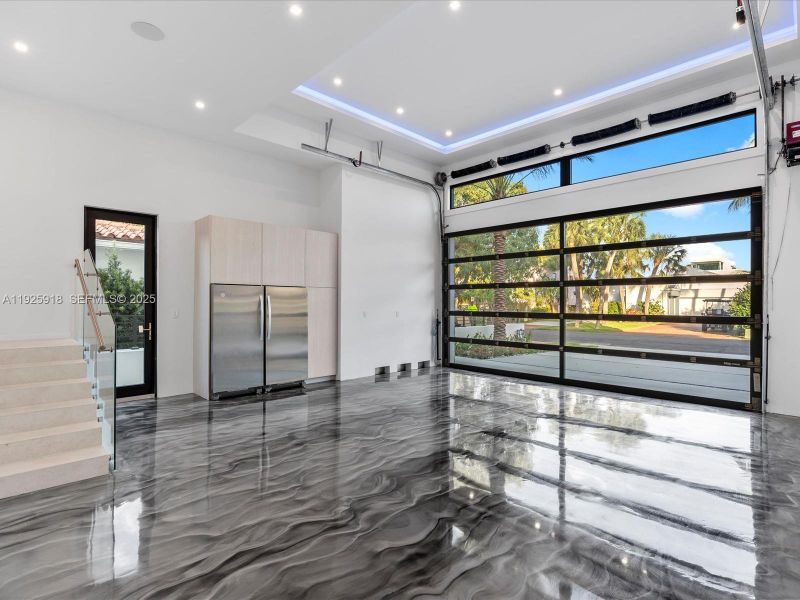 Image 64 of a home in .