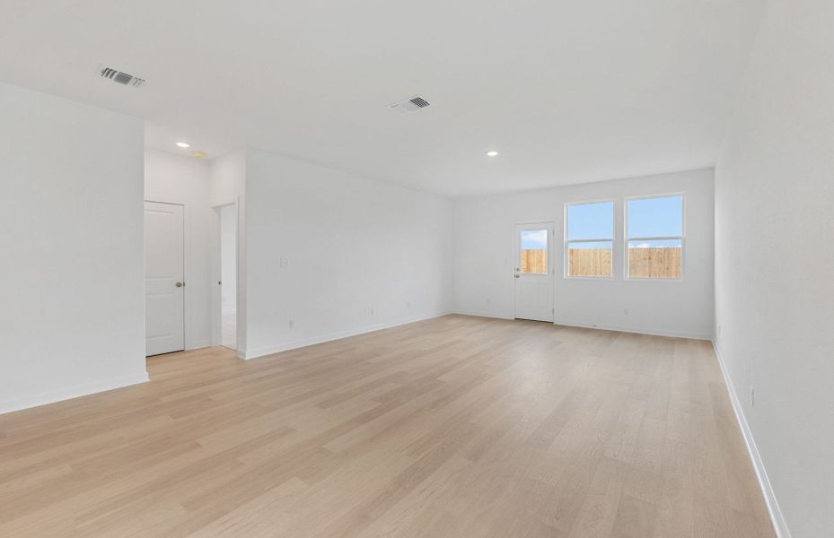 Spacious, unfurnished interior of a new home in Alto, San Marcos (Image 21). Spacious, unfurnished interior of a new home in Alto, San Marcos (Image 21).