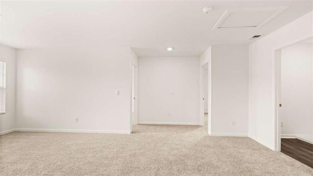 Spacious, unfurnished interior of a new home in Bridle Creek, Locust Grove (Image 32). Spacious, unfurnished interior of a new home in Bridle Creek, Locust Grove (Image 32).