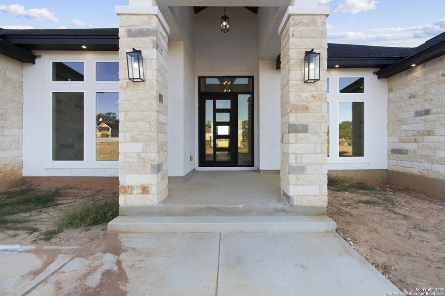 Exterior details and patio area of a home in , Adkins (Image 28).