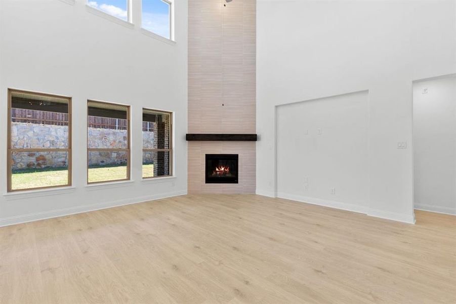 DAL_Saddle Star_Lockhart_2400 Randas Way (14) DAL_Saddle Star_Lockhart_2400 Randas Way (14)