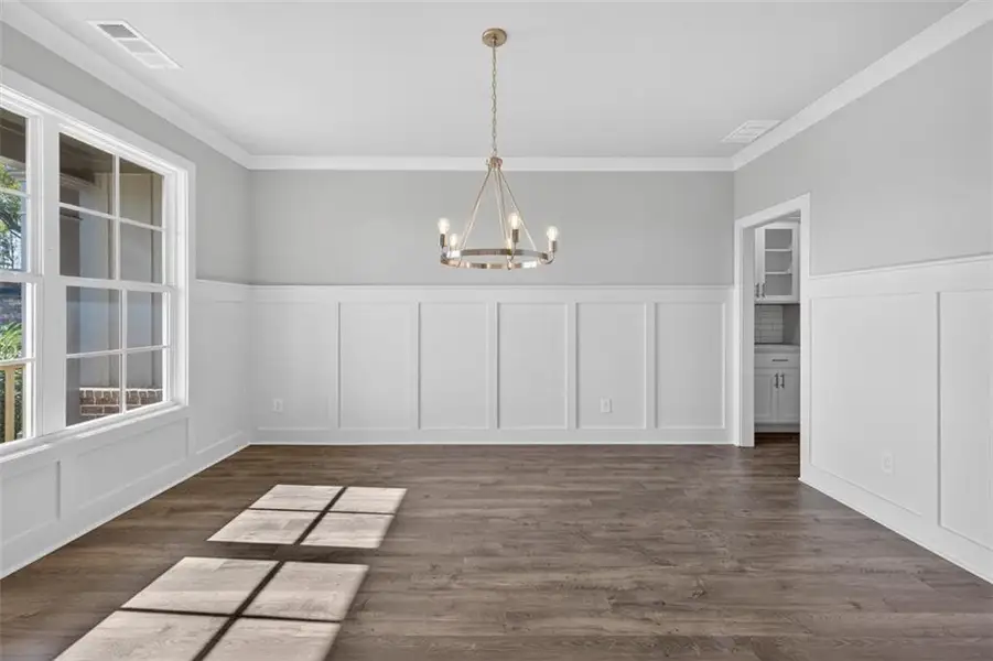 Spacious, unfurnished interior of a new home in , Gainesville (Image 71).