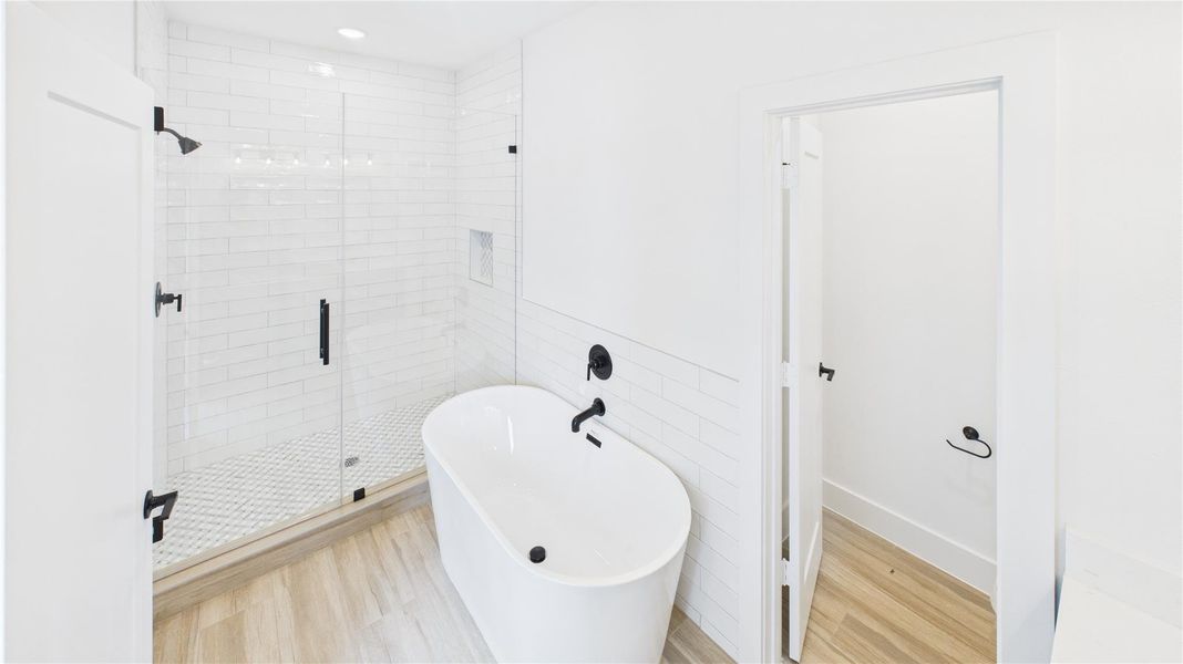 Image 33 of a home in .