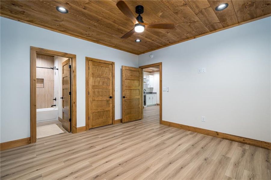 Spacious, unfurnished interior of a new home in , Morganton (Image 29).