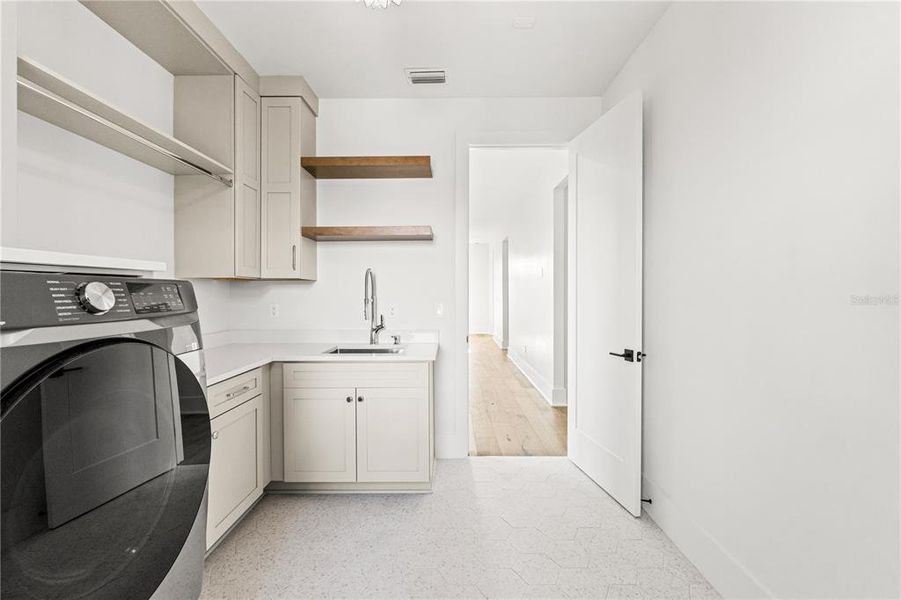 Furnished interior view inside a new home in , Tampa (Image 12).