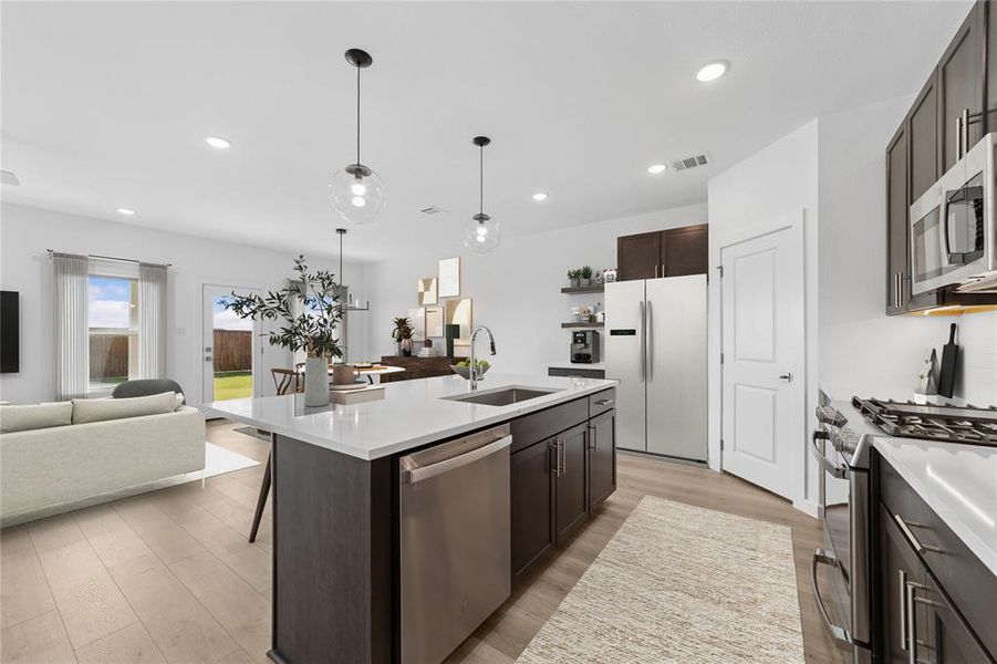 Furnished interior view inside a new home in Rolling Ridge, Van Alstyne (Image 6).