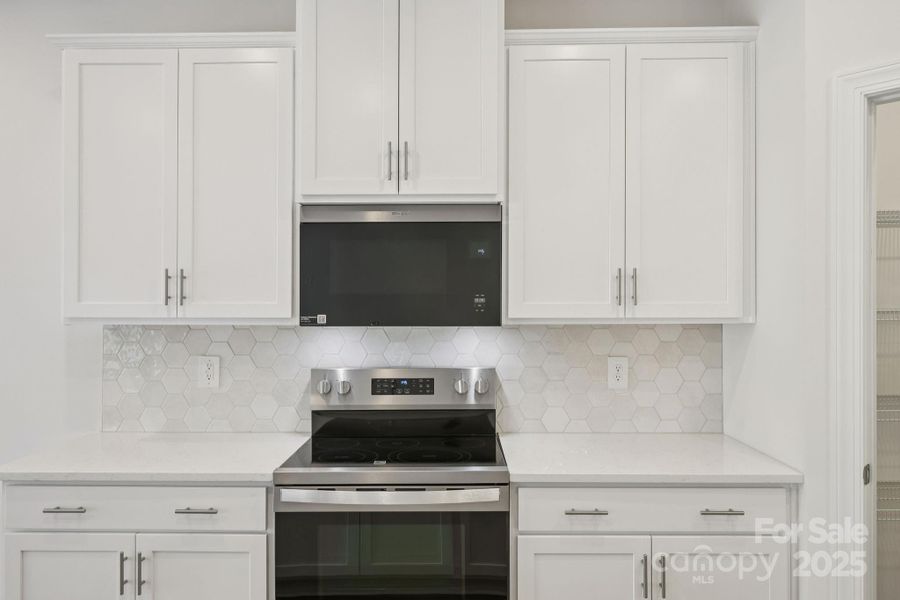 Furnished interior view inside a new home in Oxford Station, Salisbury (Image 7).