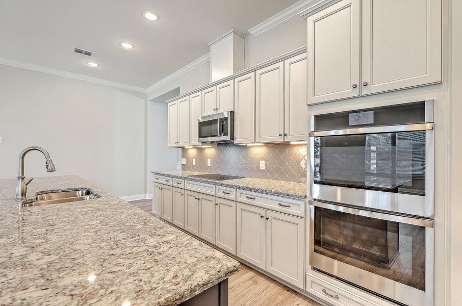 Image 42 of a home in K. Hovnanian's® Four Seasons at Lakes of Cane Bay.