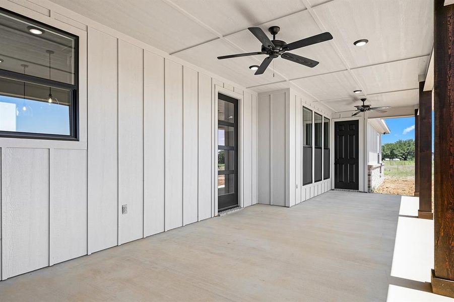 Spacious, unfurnished interior of a new home in , Cleburne (Image 20). Spacious, unfurnished interior of a new home in , Cleburne (Image 20).