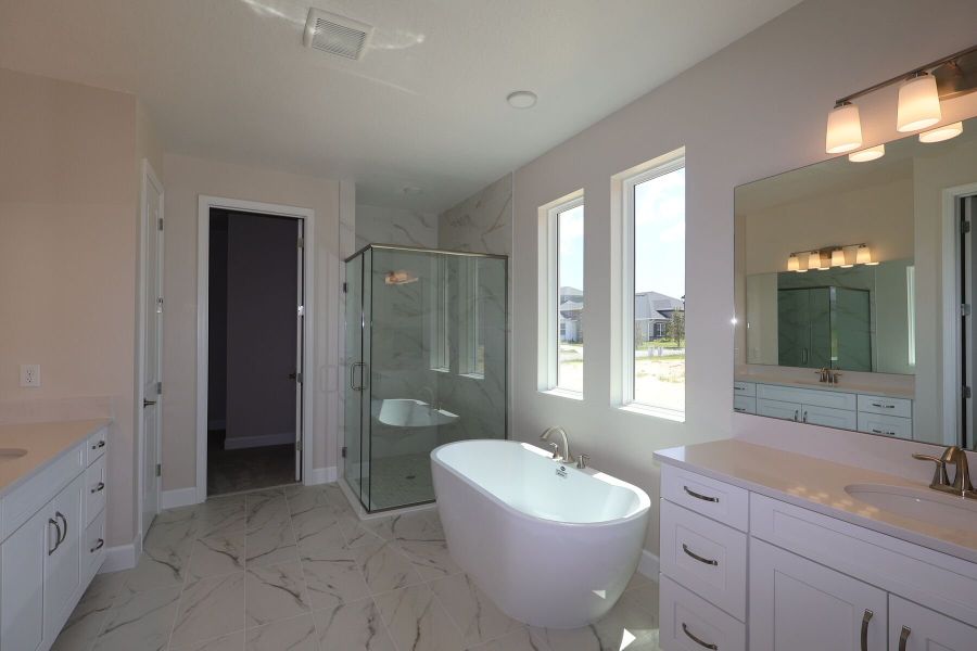 Owner's Bathroom Owner's Bathroom