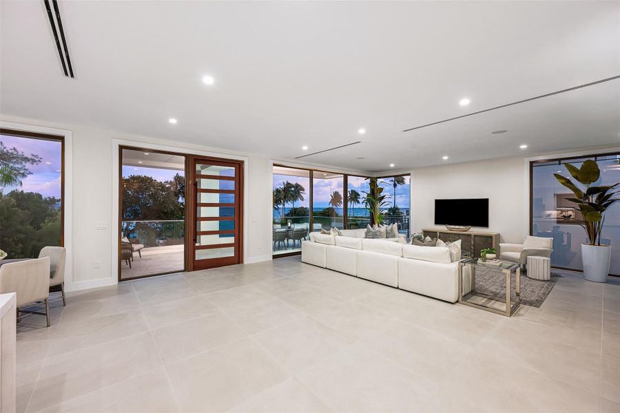 Image 34 of a home in .