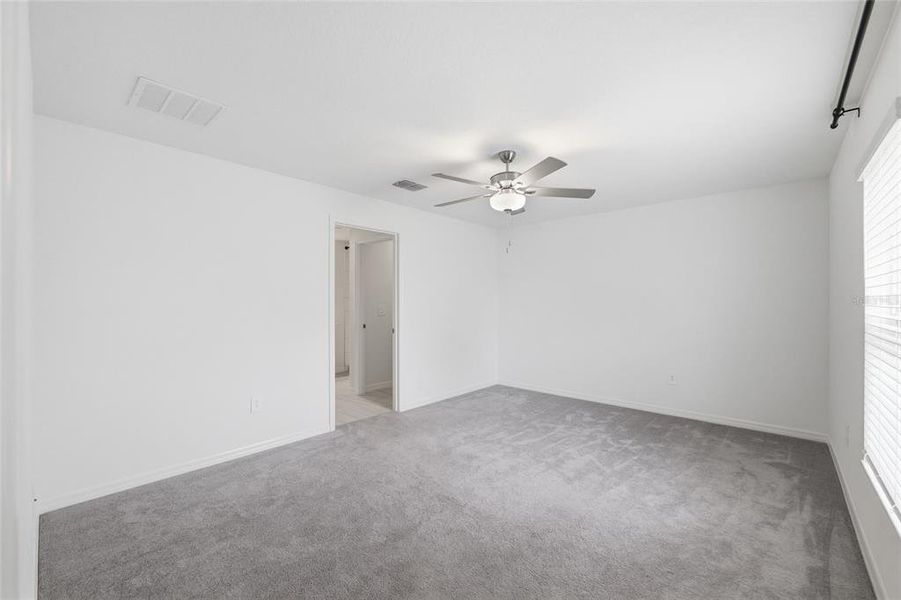 Spacious, unfurnished interior of a new home in , Zephyrhills (Image 17).