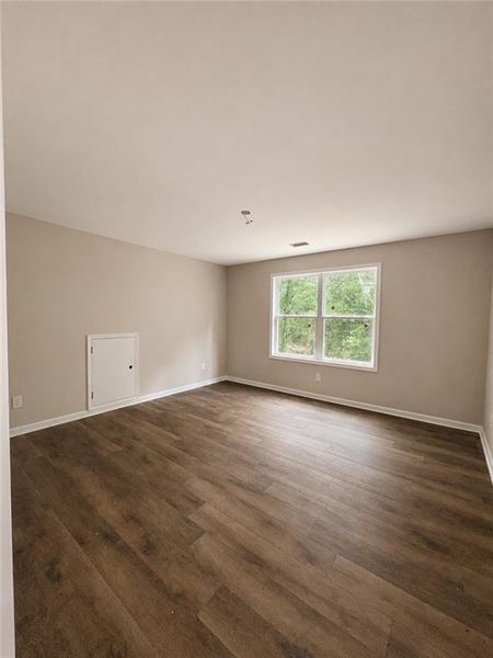Spacious, unfurnished interior of a new home in , Nicholson (Image 10).