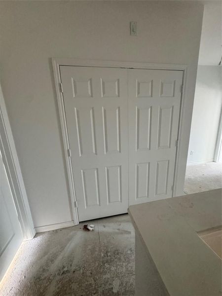 Spacious, unfurnished interior of a new home in , Dayton (Image 7).