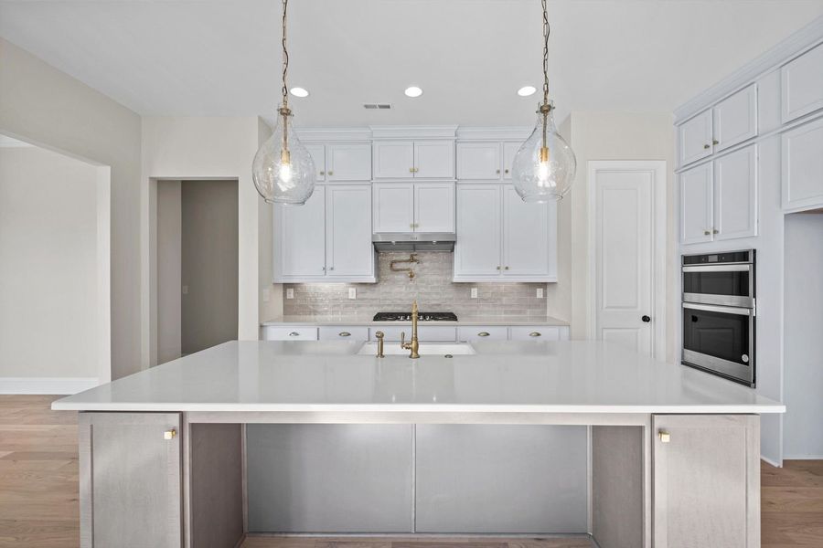 Representative furnished interior of a home built from the Bethpage by Greybrook Homes in Edmunds Farm, Clover (Image 17).