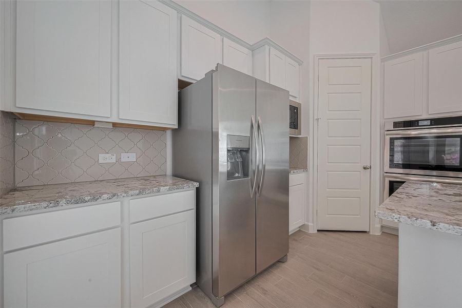 Furnished interior view inside a new home in Lago Mar, La Marque (Image 17).