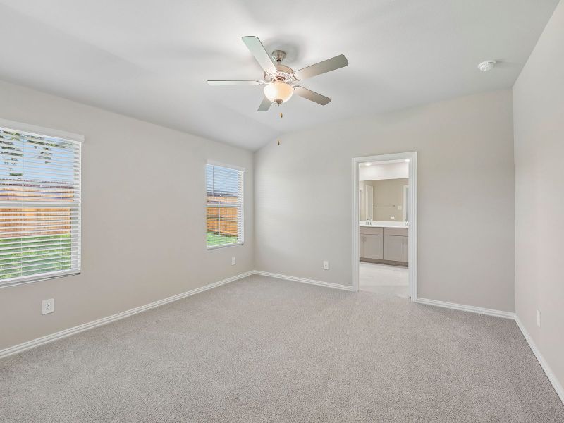 Spacious, unfurnished interior of a new home in Stella Hills, Denton (Image 12). Spacious, unfurnished interior of a new home in Stella Hills, Denton (Image 12).