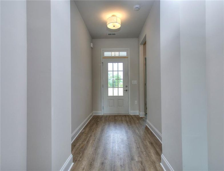 Spacious, unfurnished interior of a new home in , Homer (Image 23).