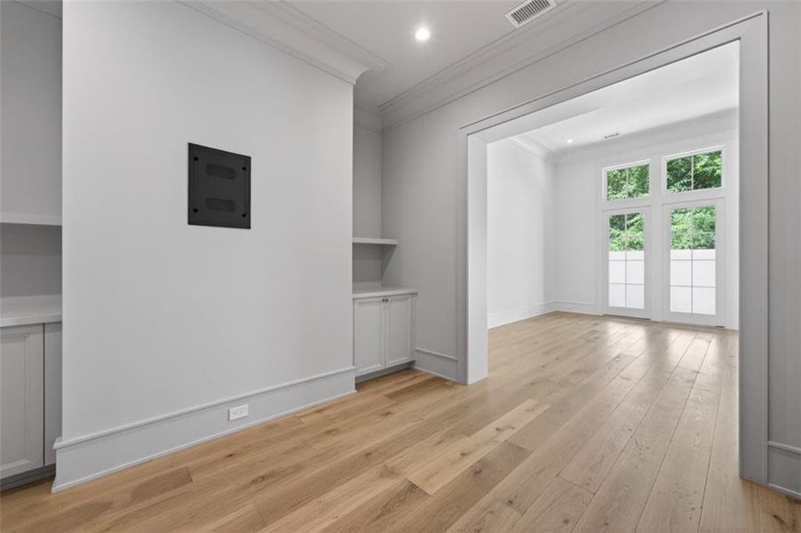 Spacious, unfurnished interior of a new home in , Atlanta (Image 37). Spacious, unfurnished interior of a new home in , Atlanta (Image 37).