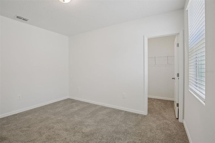 Spacious, unfurnished interior of a new home in Hamilton Bluff - Signature Series, Lake Hamilton (Image 33).