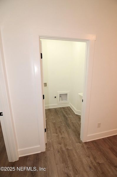 Spacious, unfurnished interior of a new home in , Jacksonville (Image 23).